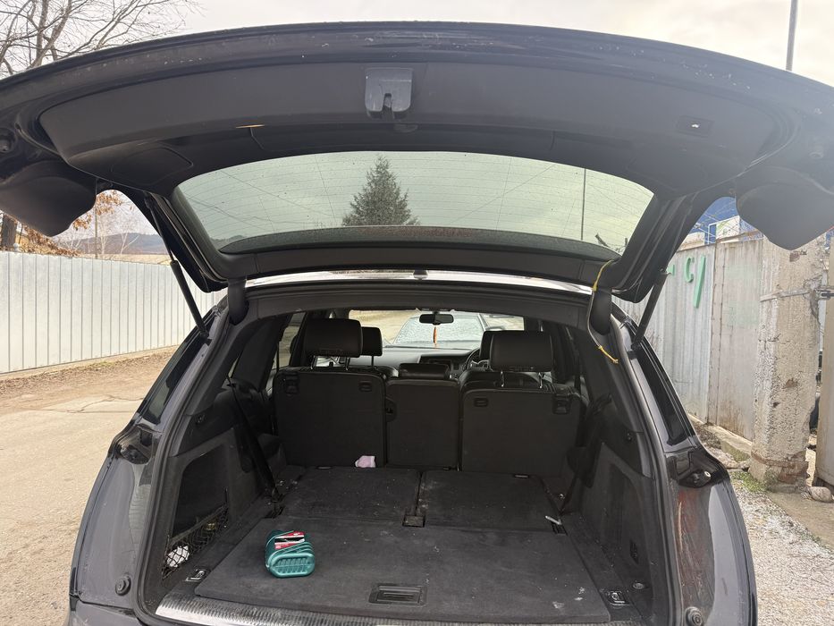 Audi Q7 na chasti ауди кю7 ю7 на части еслайн sline