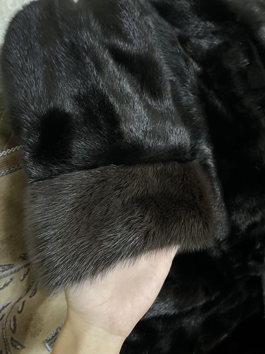 Продам норковую шубу