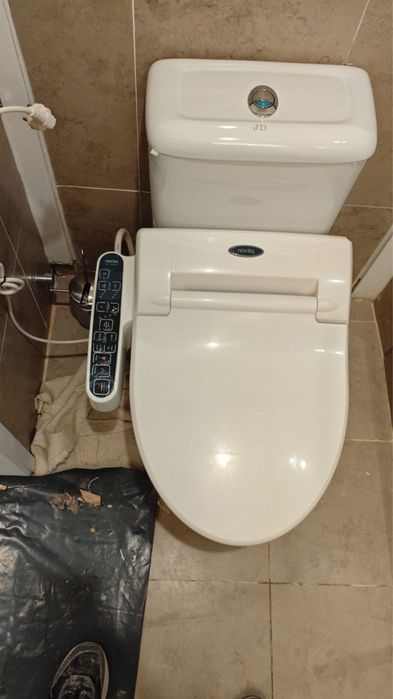 Парогенератор для сауны и унитаз