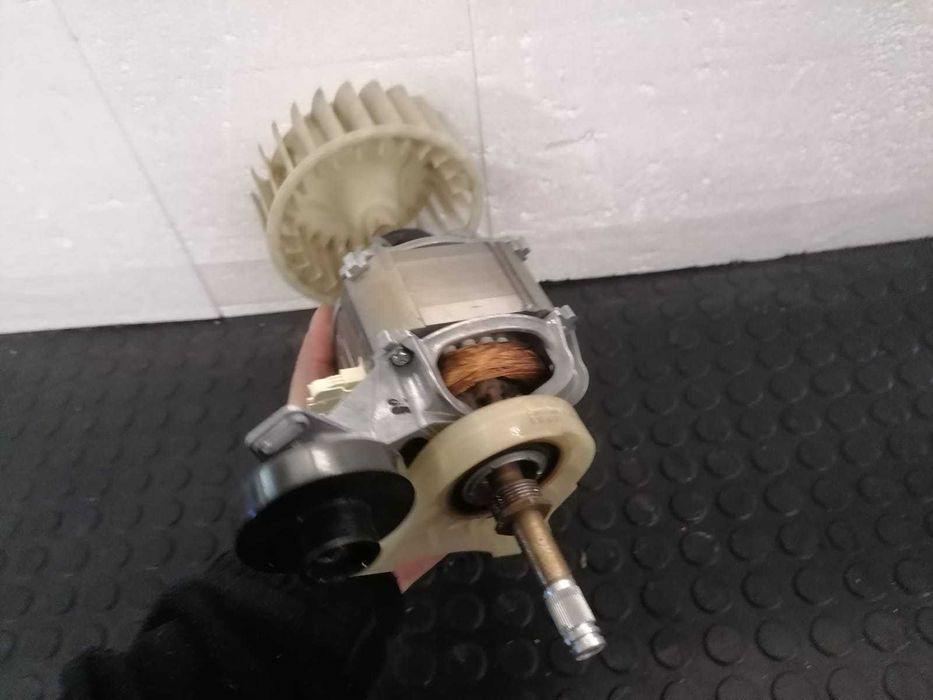 Motor uscator Bosch WTE84122BY/17 , cod piesa 00145467 / R20