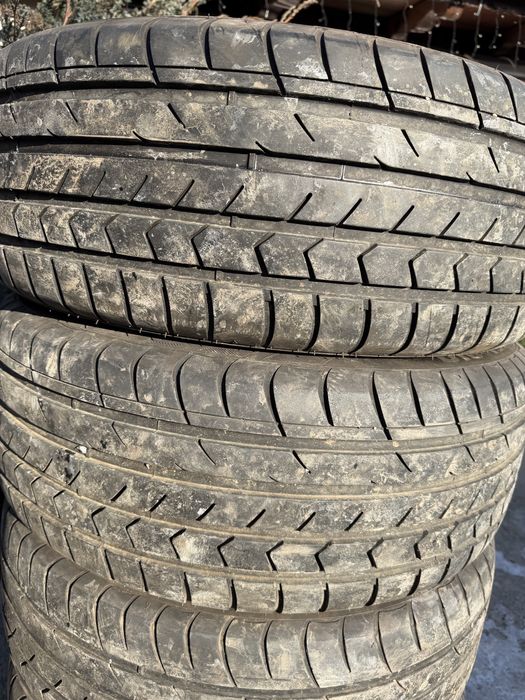 Cauciucuri/ anvelope vara 235/50/18, DOT 2023, profil foarte bun