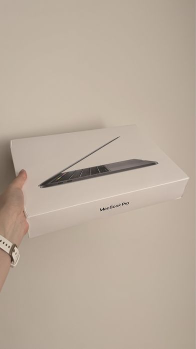 MacBook Pro 13 / 2020 / 16GB / 512Gb