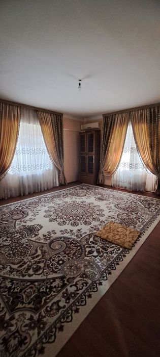 Нурафшон Новостройка 
2 хона
1 этаж
5 этажом дом
74 кв.м