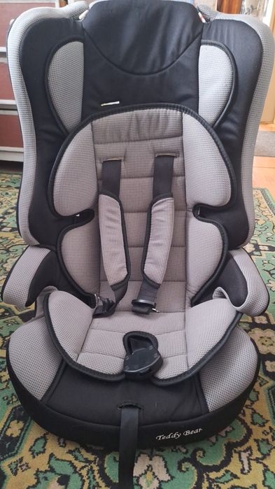 Продам автокресло