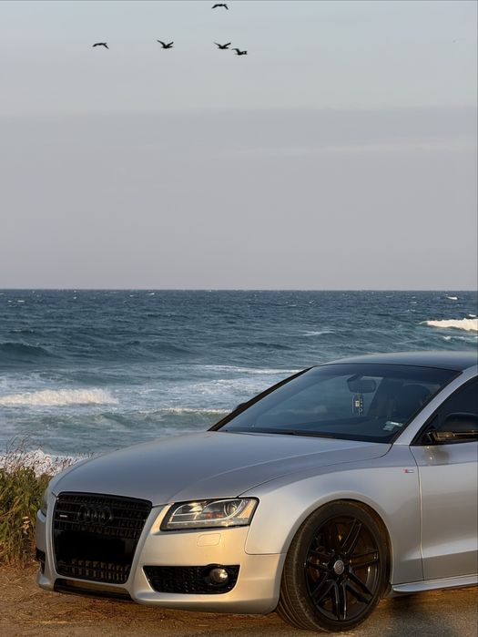 Предна броня с решетка за Audi A5 8t
