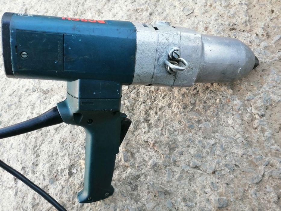 Гайковерт на ток bosch Gds 24