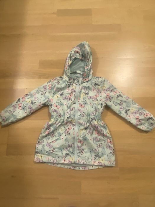 Jacheta subtire de primavara H&M