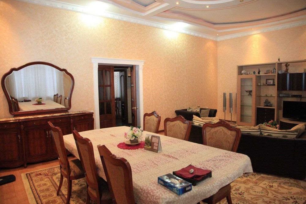 2 сотки дом на Никитина 4 комнаты, 2х этажный. Мирзо-Улугбекский р-н