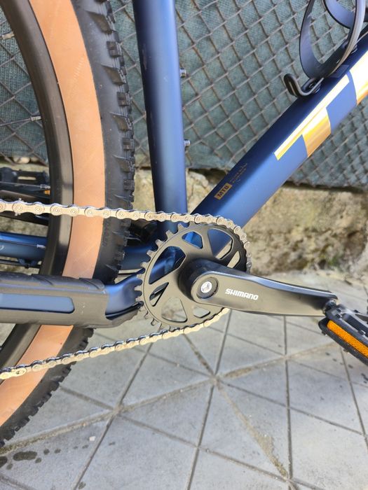 2026г. Trek Marlin 5 29  1x9 Shimano Cues, STR вилка на проходна ос Като нов L размер