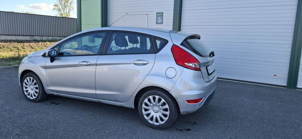 FORD Fiesta 2010 — imagine 4