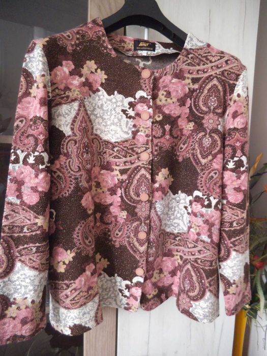 Дамски якета - различни размери