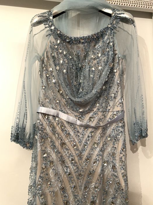 Продам вечерние платья!