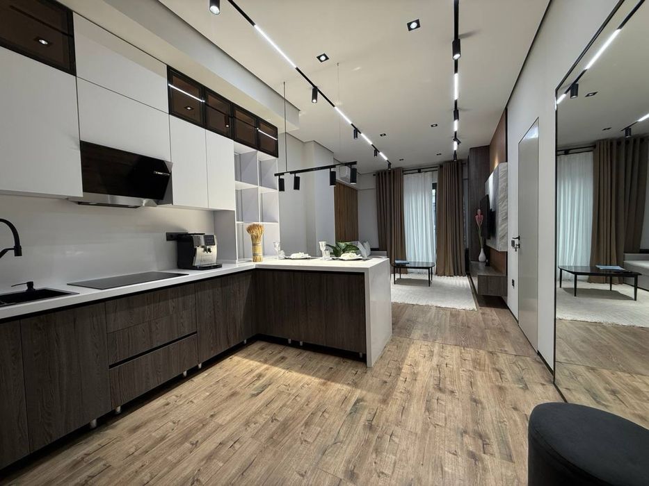 Жк NRG U-Tower! Стильная 2х комнатная квартира в центре города! Новая!