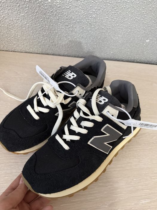Продам новые Кроссовки NEW BALANCE