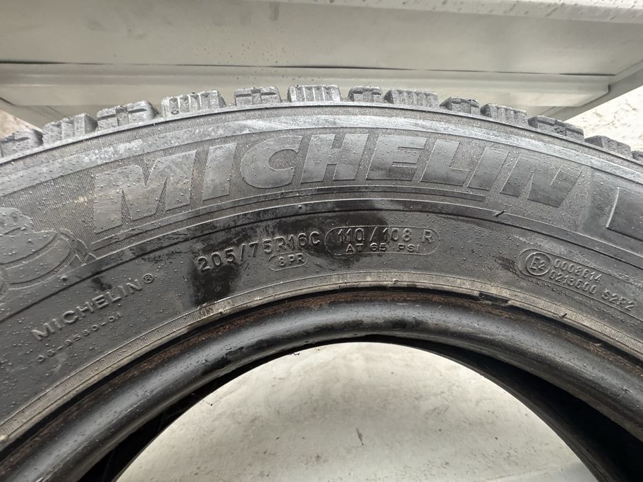 Продам зимние шины MICHELIN