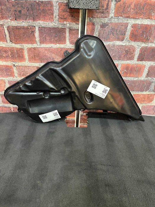 Rezervor lichid parbriz BMW M8 F92 seria 8 g14 g15 g16