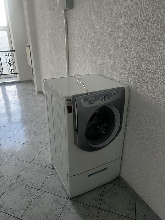 продам стиралку.