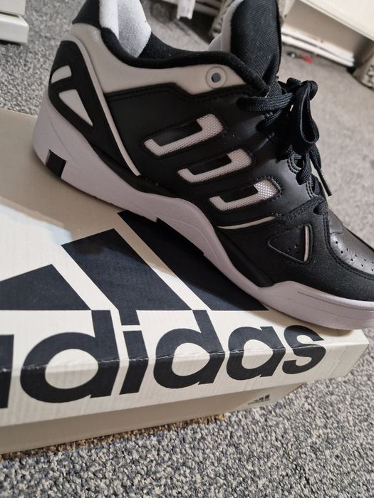 Adidas midcity low
