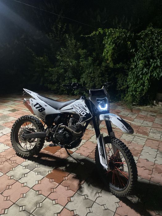 Продам эндруро 250сс,zonsen 172fmm