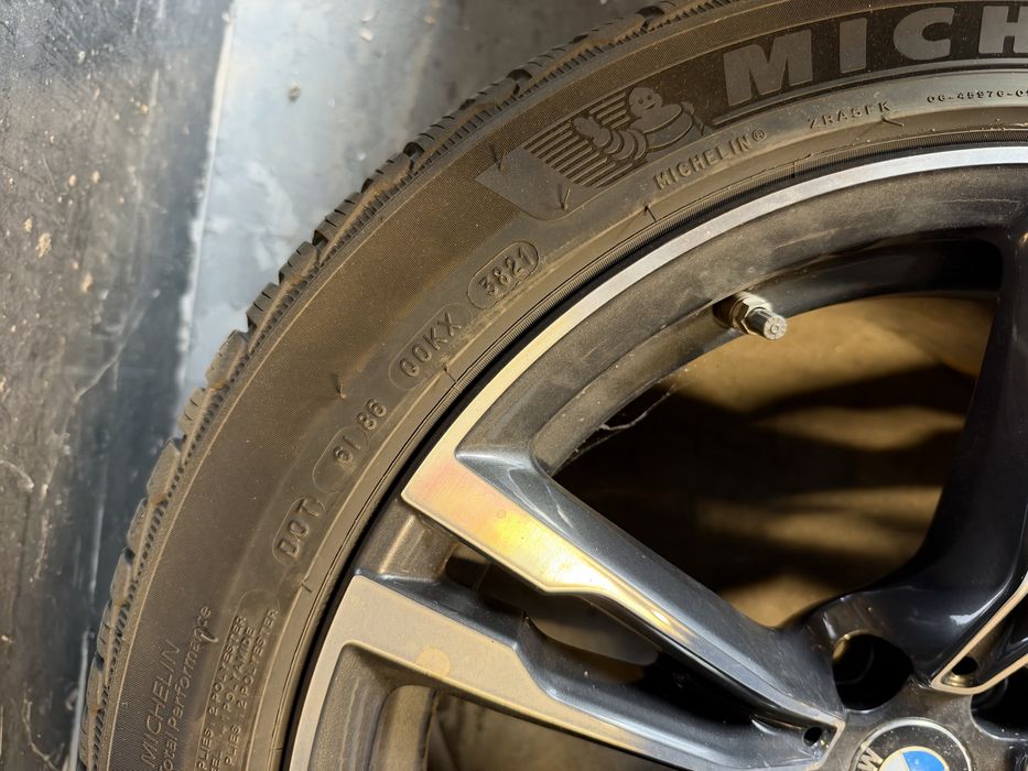 Roti complete iarna BMW M8