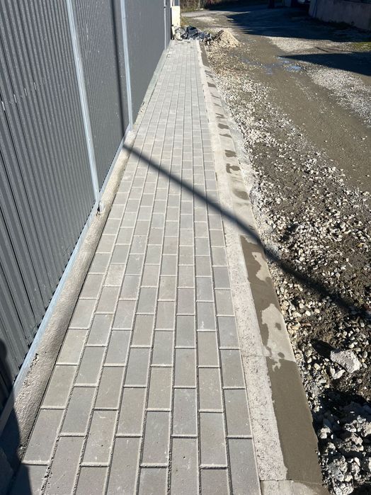 Servicii în construcții