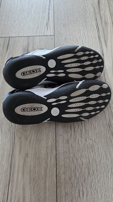 Geox pantofi marimea 37