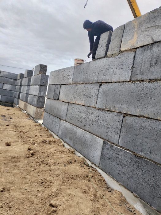 10 соттық жер қабырғасы көтерілген