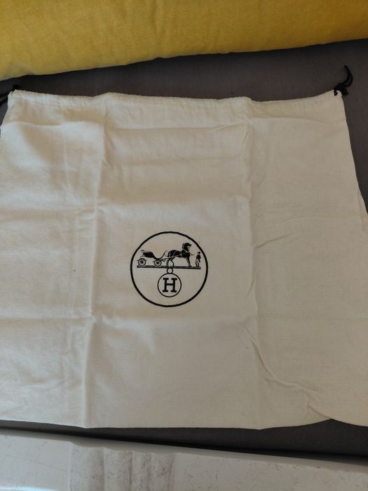 Sac HERMES pentru poseta.Dimensiuni 61/51