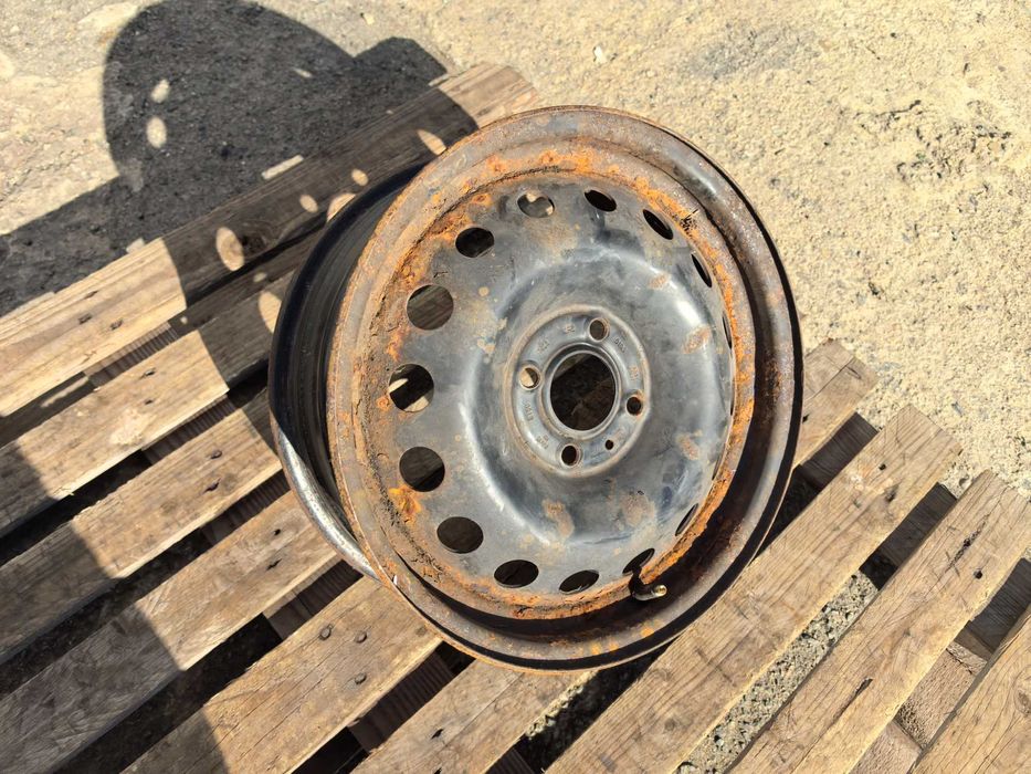 15 цола 4 х 100 мм Дачия / Рено - 6 Инча / ЕТ 50