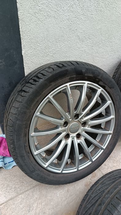 Гуми с джанти 17-ки за Audi A4
