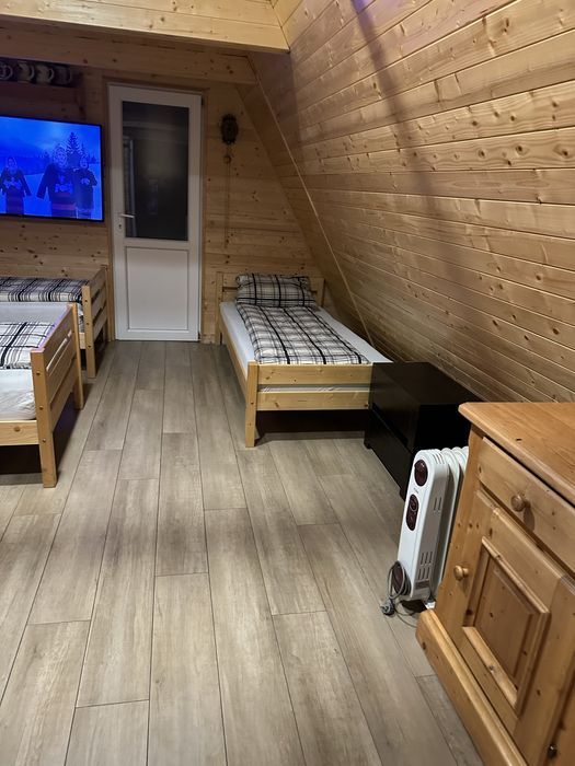 Cazare echipe muncitori Mosnita Noua