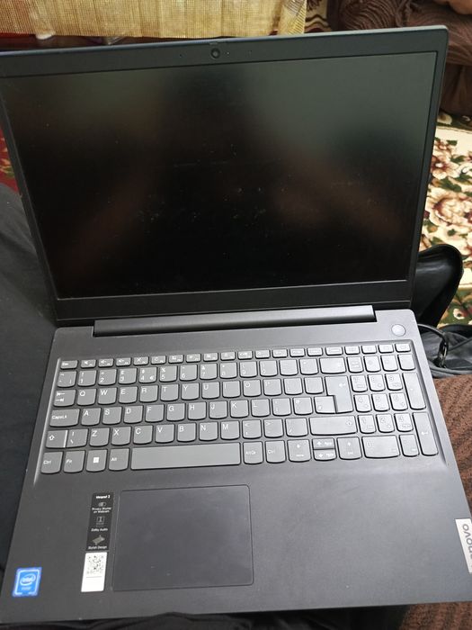 Lenovo  IdeaPad 3