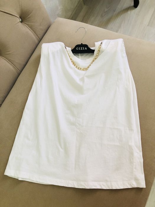 Футболка за 1000