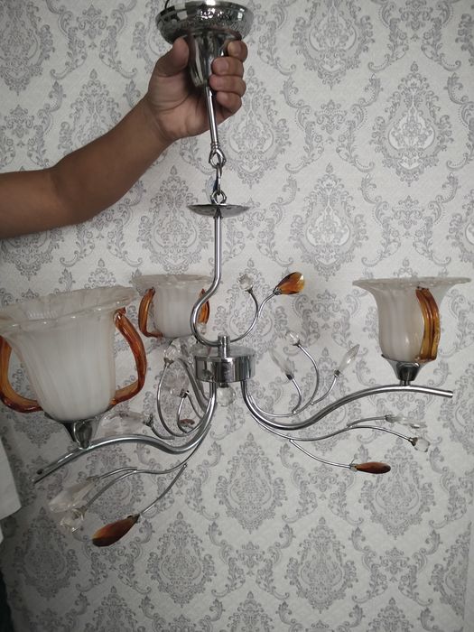 Люстра комнатная