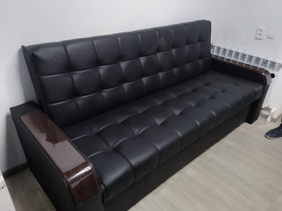 Divan raskladnoy bolshoy, Диван раскладной+ доставка