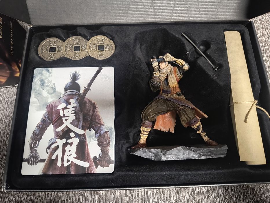 Sekiro Shadow Dies twice Collectors edition Xbox one