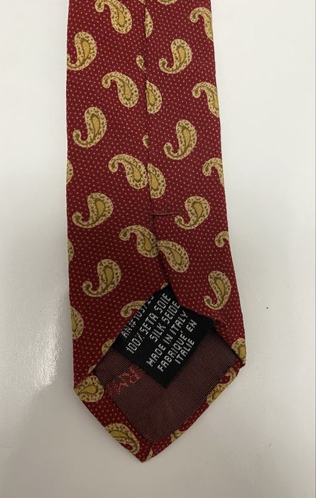 Cravata Armani rosie