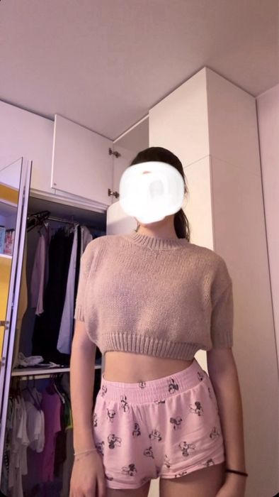 Оригинална мека блузка телесен цвят