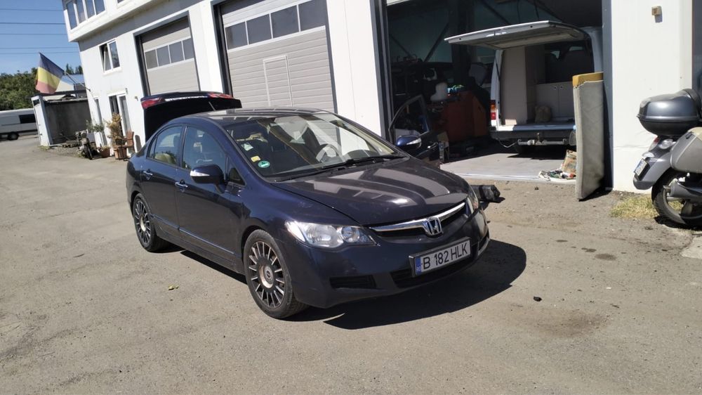 Vând sau schimb Honda Civic Hybrid 1.3 Benzina + Hybrid
