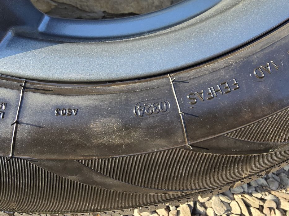 Roti aluminiu/anvelope iarna noi/Duster/Qashqai/215 65 16 /114,3/et50