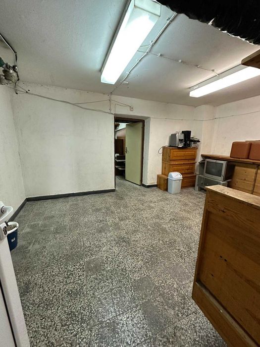 Дава се под наем Магазин в Пловдив, Тракия - 110 кв.м за 650 € - Снимка #6