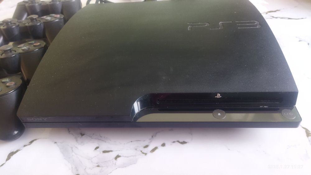 Плаштейшын 3 сатылады 15ойын бар 4 джостик