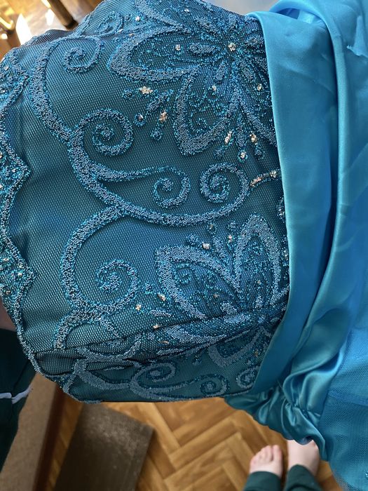 Выпускное платье нарядное