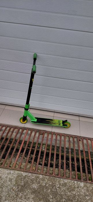 Vând trotineta de freestyle