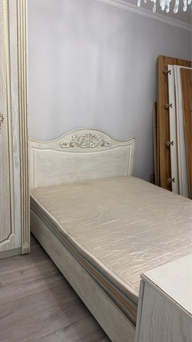 Спальная гарнитура,