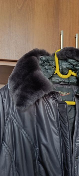 Продам куртку и кофты