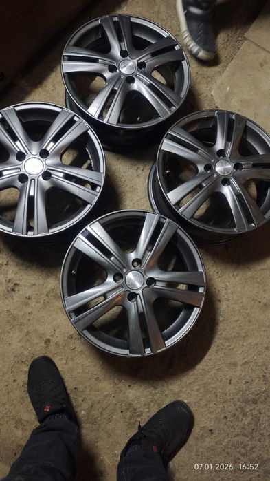 Продам диски в отличном состоянии