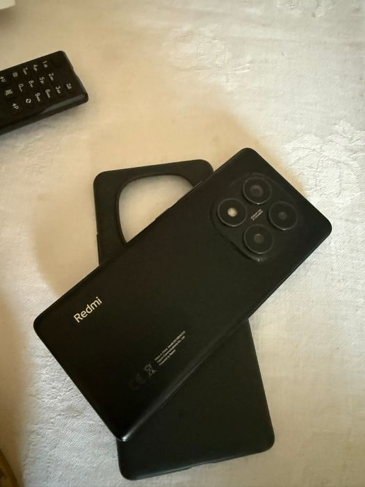 Vând redmi note14 pro