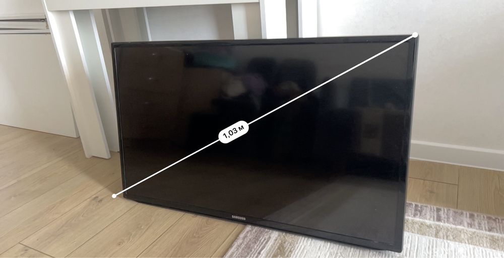 Продам телевизор samsung 40* (103см)