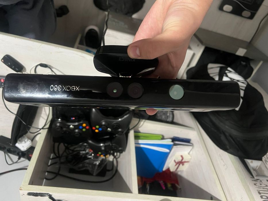 Продам xbox 360 с дисками